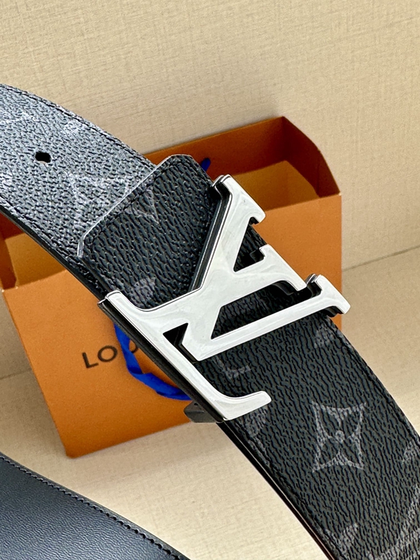 激安ルイヴィトンベルト背面デザイン